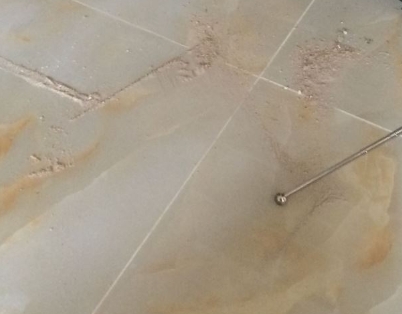 义乌瓷砖空鼓维修公司分享粘合剂选择不当在瓷砖铺贴过程中可能导致以下问题